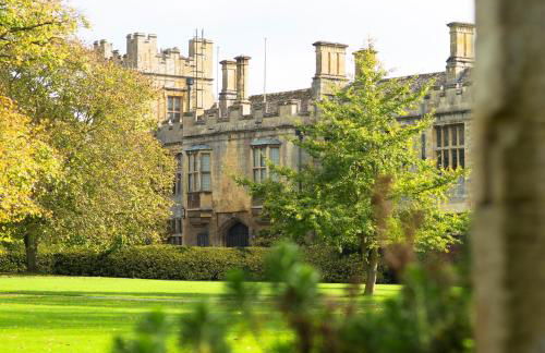 The Organic Cotswolds Shepherds Hut - Photo 39