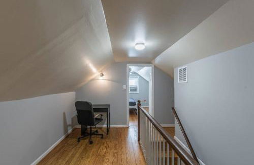 Enchanting historic townhouse by CozySuites - Foto 17