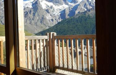 cottage with view of La Grave La Meije - Photo 1