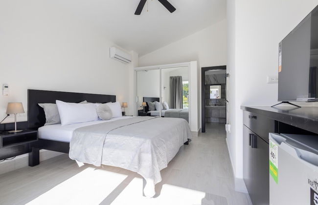 Beachfront 7BR Villa With Pool Maid Los Corales - Foto 16