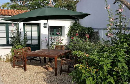 Maison 4 pièces avec WiFi à 800m des plages à Saint-Georges-d'Oléron - FR-1-246A-75 - Foto 2