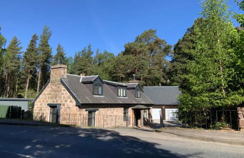 Coylumbridge Cottage - Foto 9