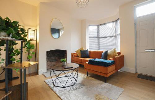 3-Bed Home Perfect for Exploring Nottingham & Derby - Foto 1