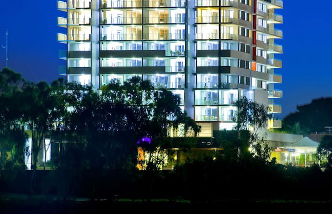 The Edge Apartment Hotel - Photo 30