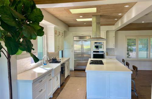 Spectacular City Mountain Views Remodeled Open Plan 3 bdr Home Pool Jacuzzi Oasis - Foto 8