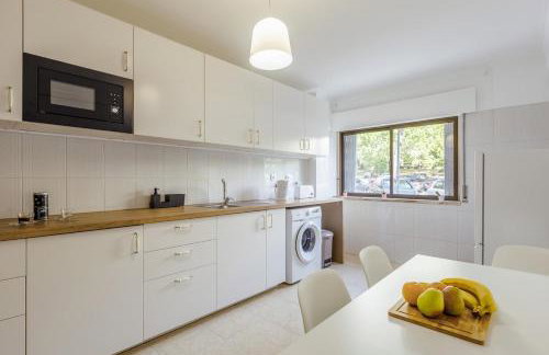 3BR Comfort & Convenience apt in central Massamá - Photo 11