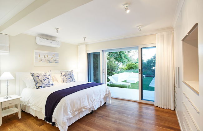 Number Eleven Self Catering Villa - Foto 2