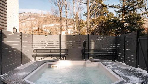 Riverfront Patio - Hot Tub - Luxe Silverthorne - Foto 5