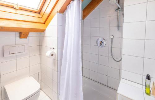 Exklusives Josenhaus mit See- und Alpenblick & Gartensauna - Foto 10