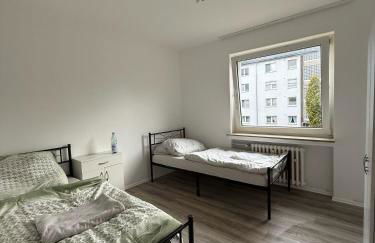 Monteurwohnung bei Köln,Düsseldorf WLAN, Parkplatz, Küche, Handtücher - Foto 11