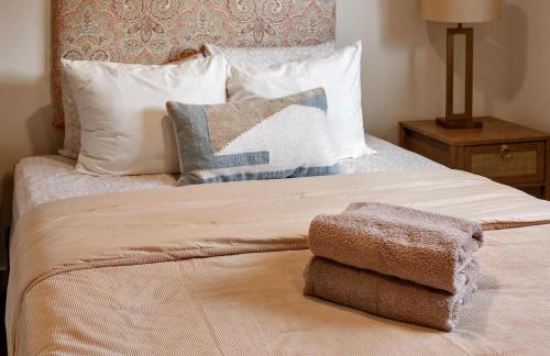 Charming Family Saratoga Home Walk to Track & Downtown - Photo 25