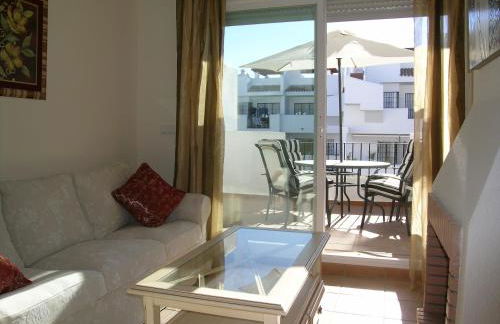 Relax, playa, golf...!! Ático de lujo, 130 m2, WIFI, urbanización privada... - Foto 2