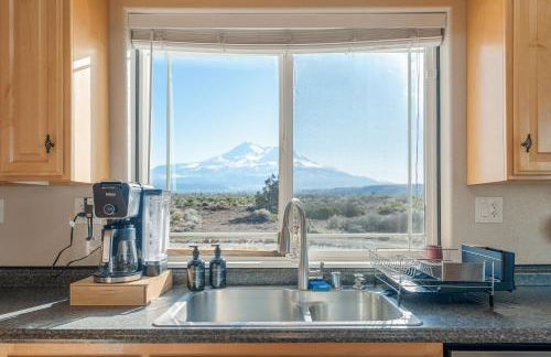 Luxury Shasta Vista Retreat & Basecamp - Sauna & Jacuzzi - Foto 27