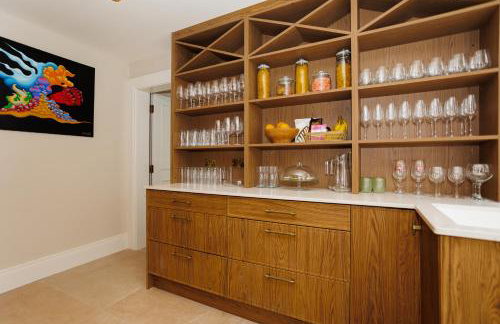 111 By Mayfair - Luxurious 12 Bedroom House, Portrush - Foto 12