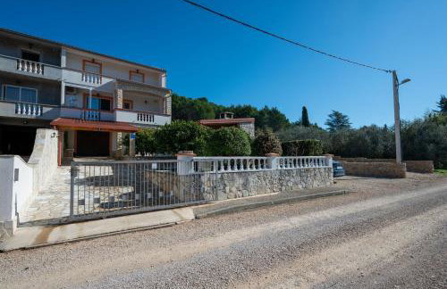 Apartments with parking space Mrljane - Pasman - 20056 - Photo 1