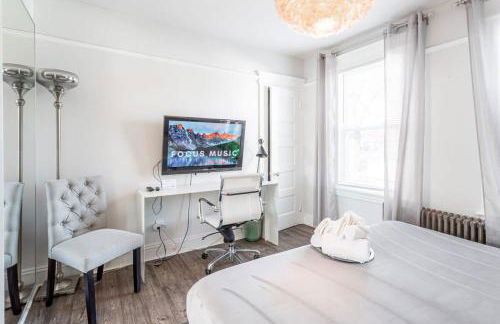 Spacious&Gracious- 5BR Fam-Friendly near I95&Shops - Foto 24