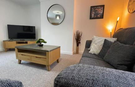 The Den - by Caithness Luxury Apartments NC500 - 2 Bedroom holiday home - Sleeps Work teams upto 2 & holiday makers upto 4 - BUDGET FRIENDLY FOR LONG STAY TRADES - CONTACT US - - Foto 3