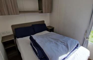 Sea Breeze Retreat 2 Bedroom Pet Friendly Caravan in Clarach Bay - Foto 24