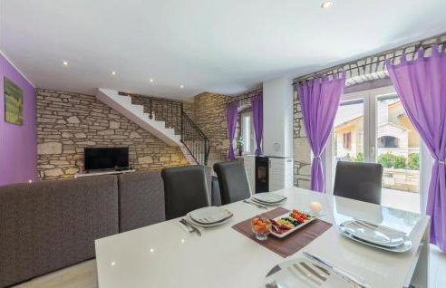 Two-Bedroom Holiday Home With A Fireplace In Barban - Foto 18