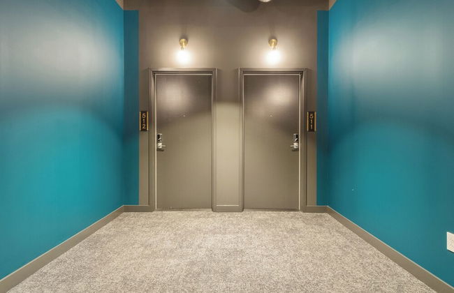 Ballpark Luxury Loft Steps from Arch - Photo 26