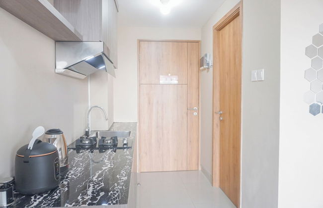 Good Choice and Comfy Studio Apartment at LRT City Jatibening - Photo 10