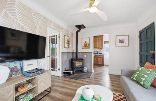 San Diego Oasis with Private Hot Tub Near Zoo, Balboa Park and Beaches - Photo 6