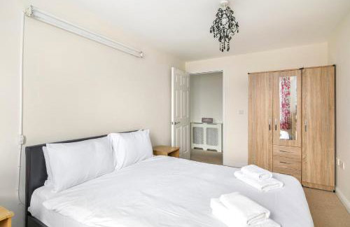 Modern flat in North London close to tube - Photo 4