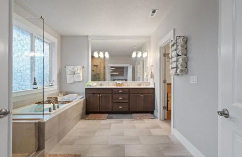 Luxury Home, 5BR, 4BT, Near Portland DT, Game Room, Nature Trails - Foto 6