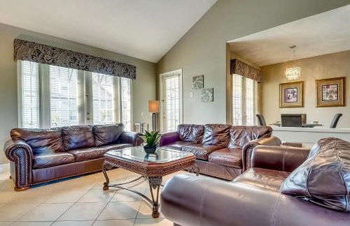 Magical Lakeview 4 Master Suites Pool Hot Tub BBQ Home Theater 2 Miles Disney - Foto 15