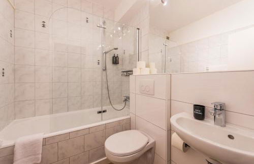 Klassen Stay - Design Apartments direkt am HBF Aachen - Foto 12