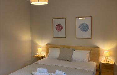 Red Rose Garden - Photo 4