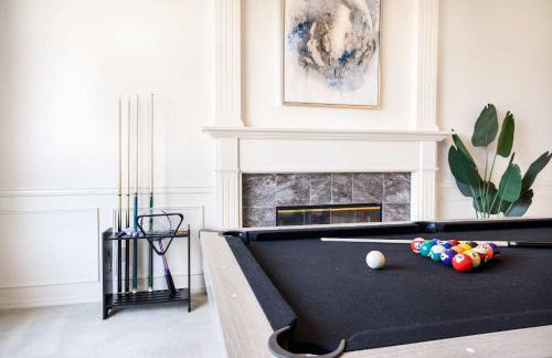 Brier 5BR Retreat w Pool Table Deck Central AC - Foto 20