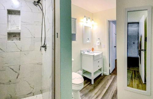 Relaxing, dog-friendly home with furnished patio, washer/dryer, WiFi, & AC - Foto 35