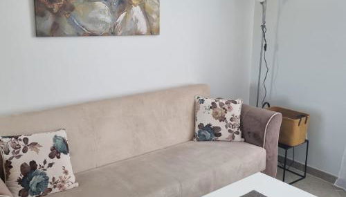 Jolie F2-5mn de l'aéroport d'Orly parking privé gratuit - Foto 2