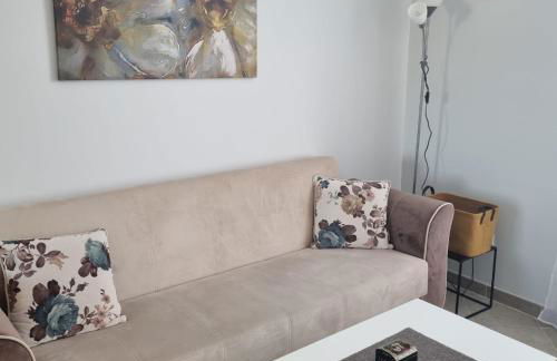 Jolie F2-5mn de l'aéroport d'Orly parking privé gratuit - Foto 2