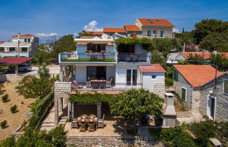 Golden view luxury apartment - Photo 32