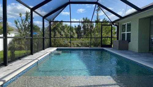 Gone Coastal! Large Heated pool home 30 min from beaches! - Foto 5