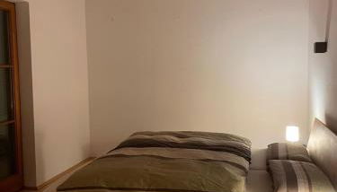 Dachgeschosswohnung mit traumhaftem Zugspitzblick bei Garmisch - Foto 3