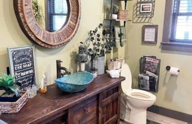 Downeast Sunset Luxury Lakehouse - Photo 31