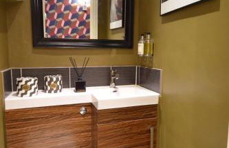 Imperial King apt, Cheltenham centre, dedicated free parking - Photo 17