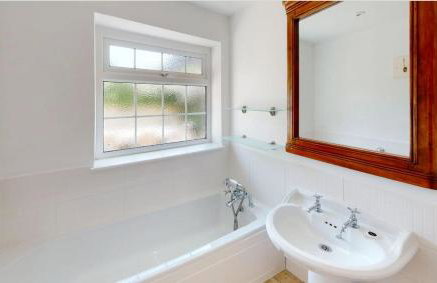 CROYDE HALLGREIN 4 Bedrooms - Foto 16