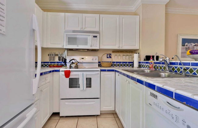 Breezy Bungalow by Avantstay Close 2 Zachary Taylor State Park & Beach w/ Shared Pool Week Long Stays - Foto 13