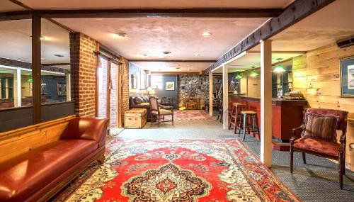 Private Tavern, Hot Tub, 8-Fireplaces, Spa Baths, Fire Pit, Baths Ensuite - Shop or Ski! - Foto 4