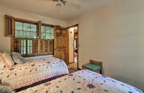 Lakefront Milledgeville Cabin Private Dock, Porch - Foto 16