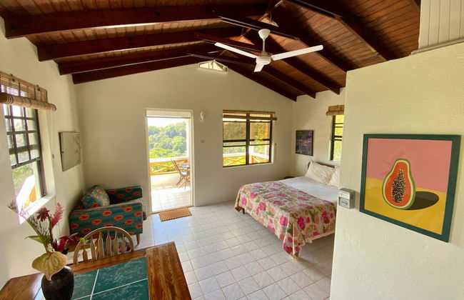 Sea Cliff Eco-Cottages & Gin Distillery - Photo 4