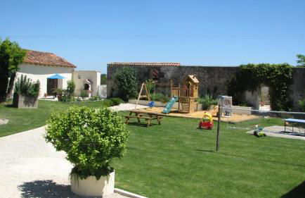 Limerac Child Friendly Farmhouse - Foto 4