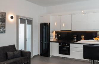 G & W Suites - Photo 37