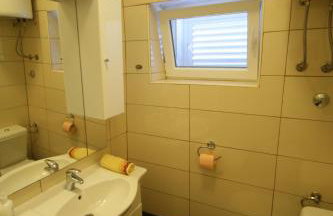 House Sakarun - Photo 13