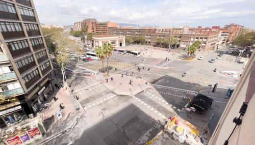 BeBarceloner Sant Andreu Apartments - 3 bedrooms - Photo 3