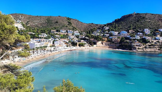 Excursión de día completo Altea, Moraira, Javea. Paseo en barco y comida incluida. - Foto 2